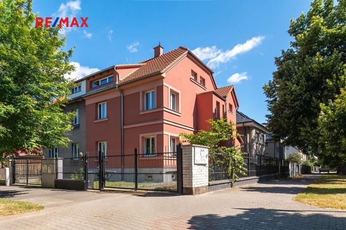 Pronájem bytu 4+1, Plzeň, Božkovská, 169 m2