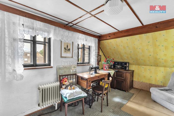 Prodej rodinného domu, Třebihošť, 200 m2