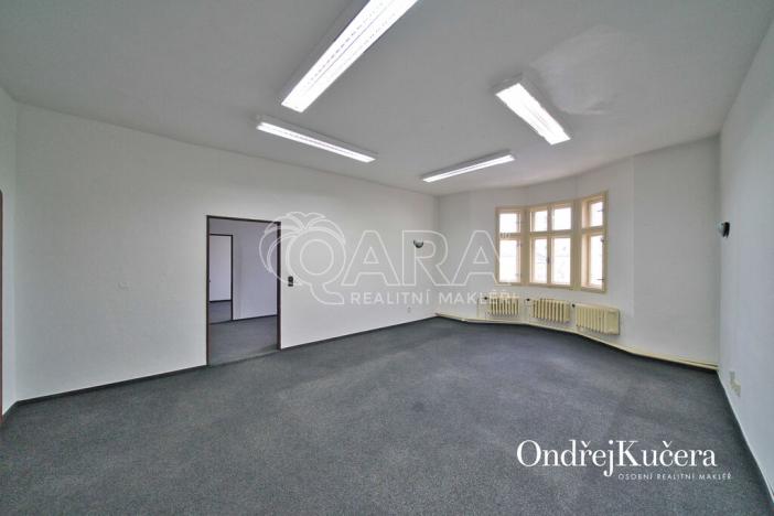 Prodej činžovního domu, Trutnov - Vnitřní Město, Krakonošovo náměstí, 857 m2