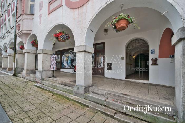 Prodej činžovního domu, Trutnov - Vnitřní Město, Krakonošovo náměstí, 857 m2