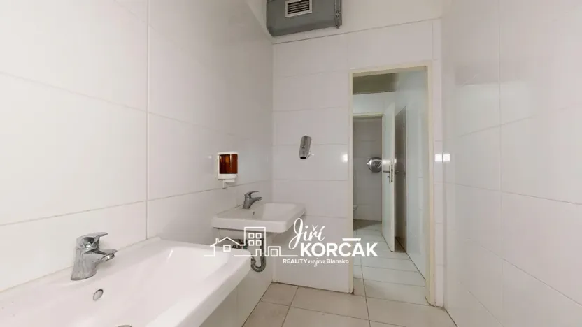 Pronájem skladu, Blansko, Sušilova, 578 m2