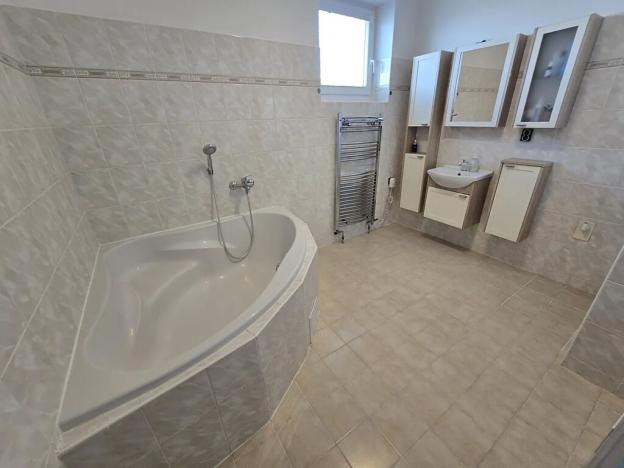 Prodej bytu 3+1, Moravské Budějovice, Na Výsluní, 98 m2