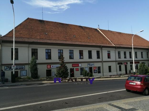 Pronájem kanceláře, Žatec, třída Obránců míru, 76 m2