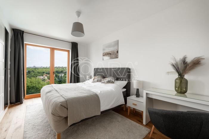 Prodej rodinného domu, Statenice, Nad Vinicí, 219 m2