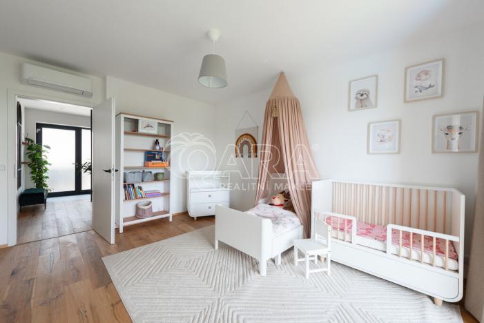 Prodej rodinného domu, Statenice, Nad Vinicí, 219 m2