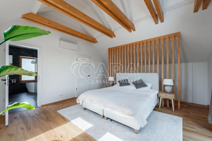 Prodej rodinného domu, Statenice, Nad Vinicí, 219 m2