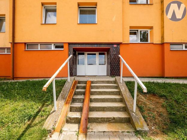 Prodej bytu 3+1, Lhenice, Sídliště SNP, 74 m2