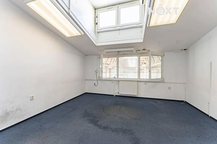 Pronájem výrobních prostor, Zábřeh, 2601 m2