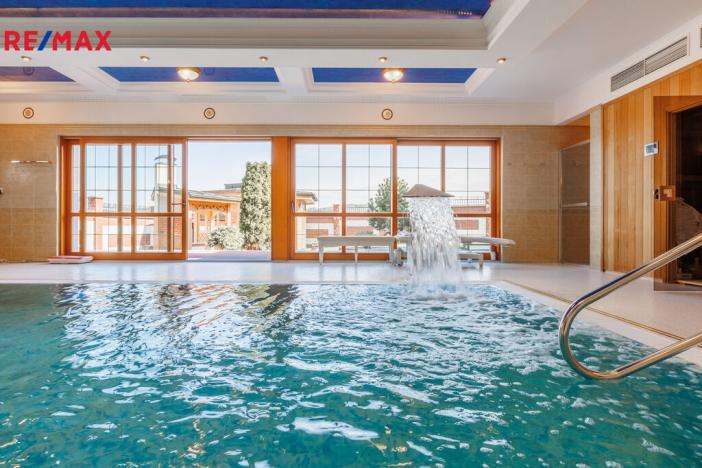 Prodej rodinného domu, Jenišov - Pod Rohem, K Rohu, 435 m2