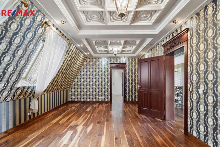 Prodej rodinného domu, Jenišov - Pod Rohem, K Rohu, 435 m2