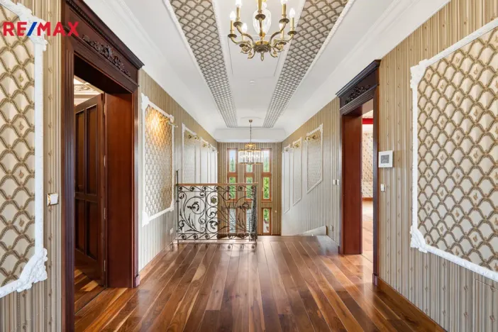 Prodej rodinného domu, Jenišov - Pod Rohem, K Rohu, 435 m2