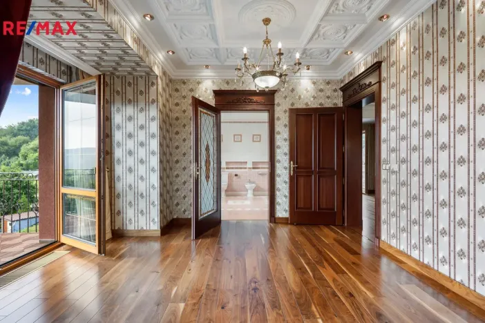 Prodej rodinného domu, Jenišov - Pod Rohem, K Rohu, 435 m2