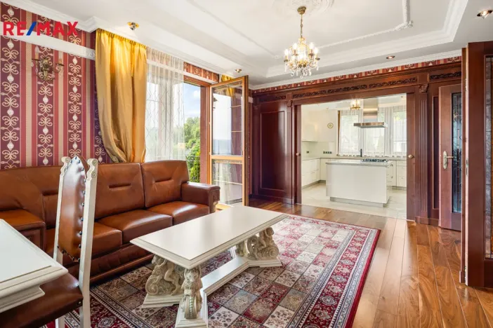 Prodej rodinného domu, Jenišov - Pod Rohem, K Rohu, 435 m2