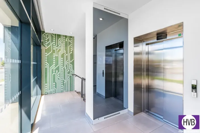 Prodej bytu 2+kk, Praha, Poděbradská, 56 m2