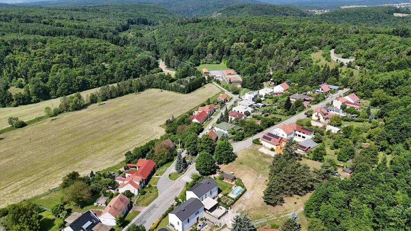 Prodej pozemku pro bydlení, Hostěnice, 1574 m2