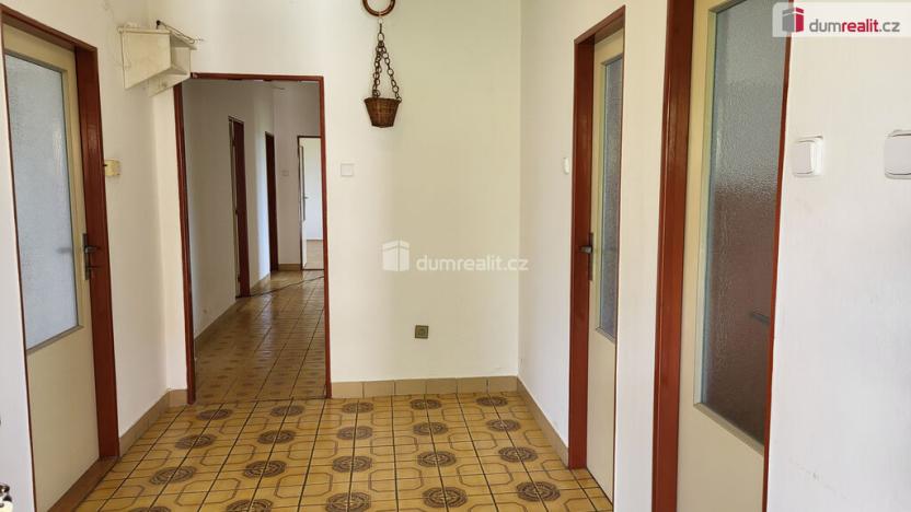 Prodej komerční nemovitosti, Obora, 1543 m2