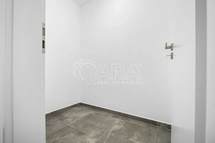 Pronájem bytu 2+kk, Plzeň - Újezd, Safírová, 54 m2