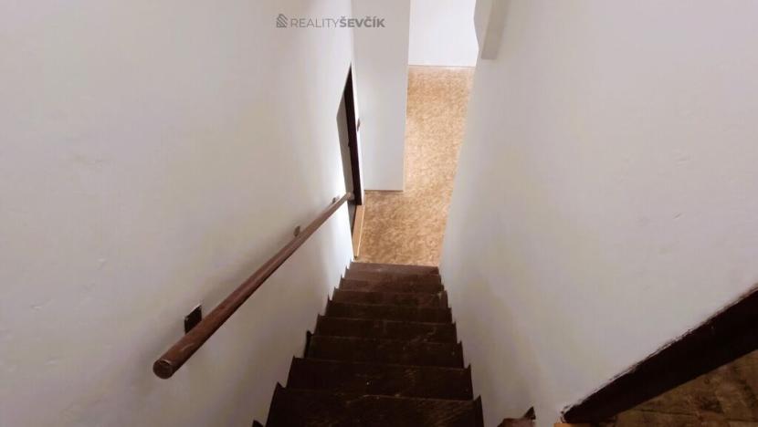 Pronájem obchodního prostoru, České Budějovice - České Budějovice 3, Jeremiášova, 102 m2