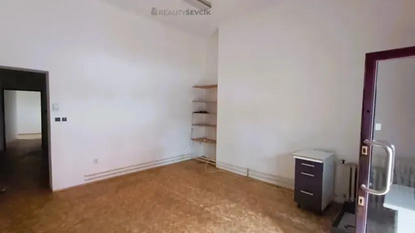 Pronájem obchodního prostoru, České Budějovice - České Budějovice 3, Jeremiášova, 102 m2