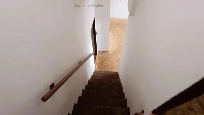 Pronájem obchodního prostoru, České Budějovice - České Budějovice 3, Jeremiášova, 102 m2