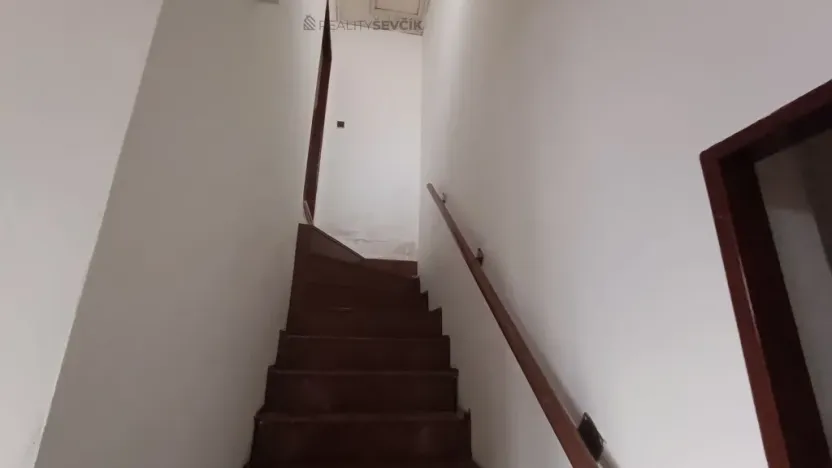 Pronájem obchodního prostoru, České Budějovice - České Budějovice 3, Jeremiášova, 102 m2