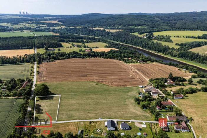 Prodej pozemku pro bydlení, Chrášťany, 4011 m2