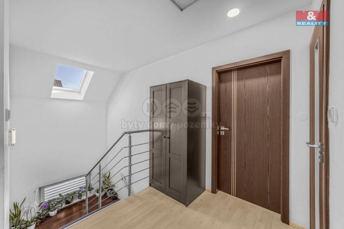 Prodej rodinného domu, Vestec, K Remízku, 206 m2