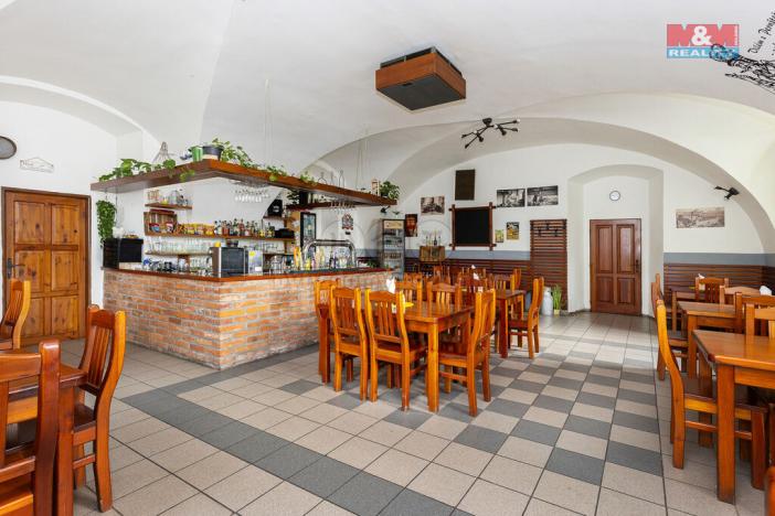 Prodej restaurace, Opatovice nad Labem, Pardubická, 620 m2