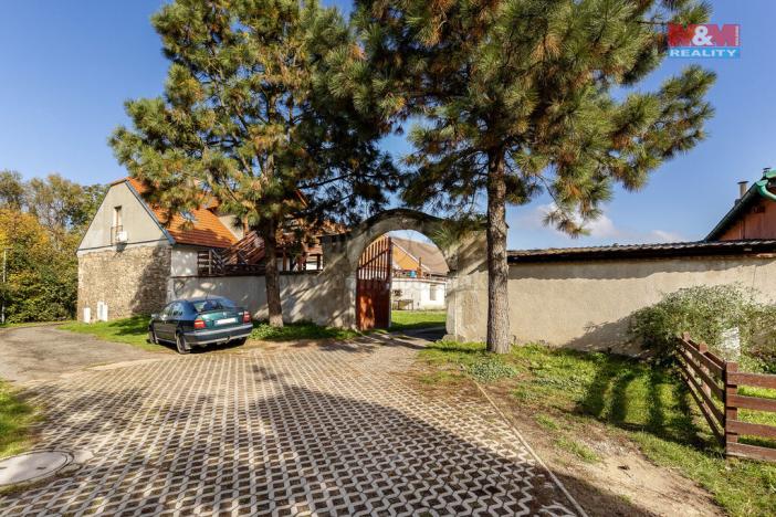 Prodej restaurace, Opatovice nad Labem, Pardubická, 620 m2