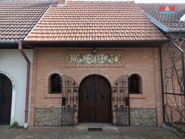Prodej vinného sklepa, Vacenovice, 145 m2