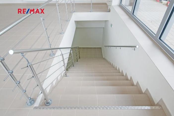 Prodej obchodního prostoru, Kladno, U tržnice, 460 m2