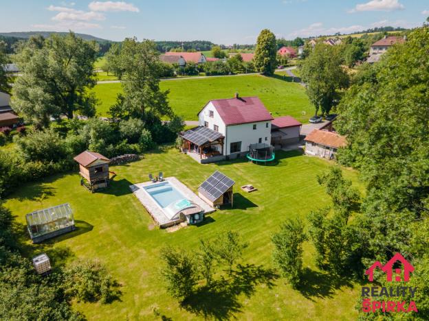 Prodej rodinného domu, České Libchavy, 195 m2