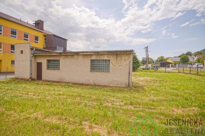 Prodej komerčního pozemku, Lipová-lázně, 1608 m2