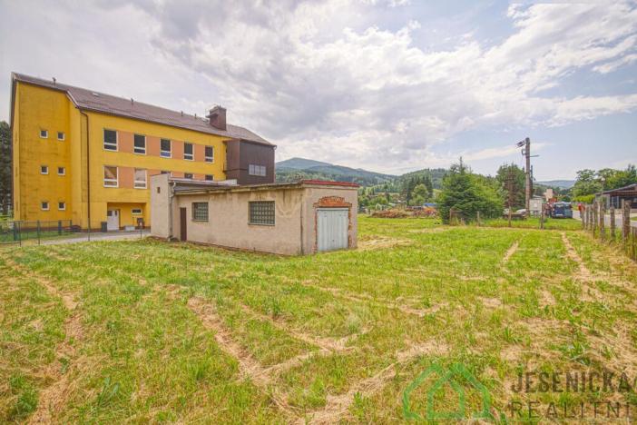 Prodej komerčního pozemku, Lipová-lázně, 1608 m2