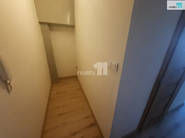 Pronájem bytu 1+kk, Nový Bor, Svojsíkova, 30 m2