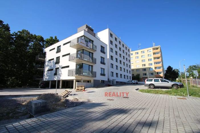 Pronájem bytu 2+kk, Znojmo, MUDr. Jana Janského, 42 m2