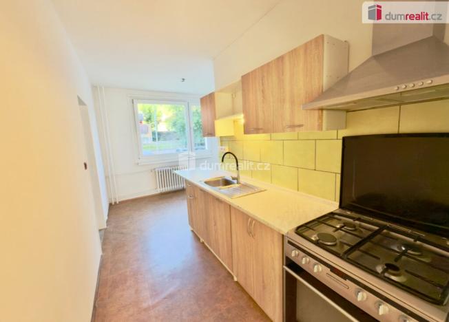 Pronájem bytu 3+1, Ústí nad Labem - Neštěmice, Na Výšině, 90 m2