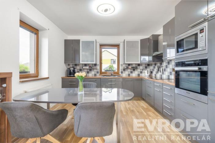 Prodej rodinného domu, Dolní Krupá, 121 m2