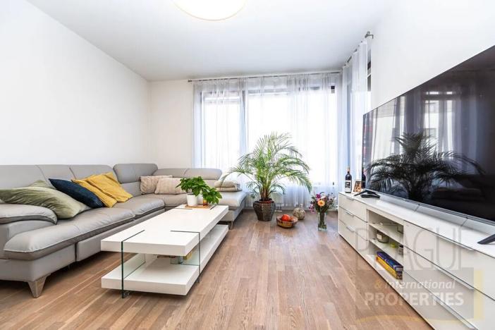 Prodej bytu 3+kk, Praha - Radlice, U Dívčích hradů, 89 m2