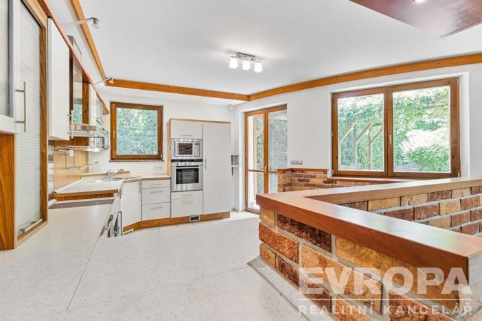 Prodej rodinného domu, Sulice - Hlubočinka, U Lesa, 272 m2