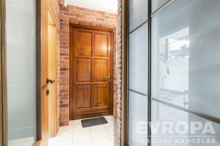 Prodej rodinného domu, Sulice - Hlubočinka, U Lesa, 272 m2