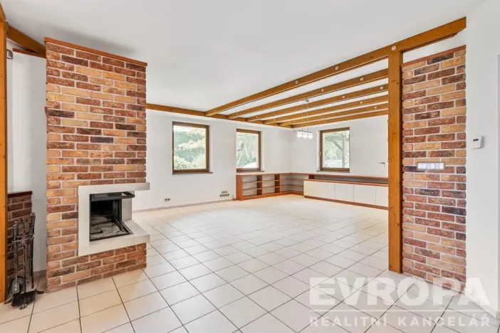 Prodej rodinného domu, Sulice - Hlubočinka, U Lesa, 272 m2