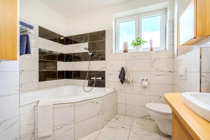 Prodej bytu 3+kk, Polerady, 78 m2