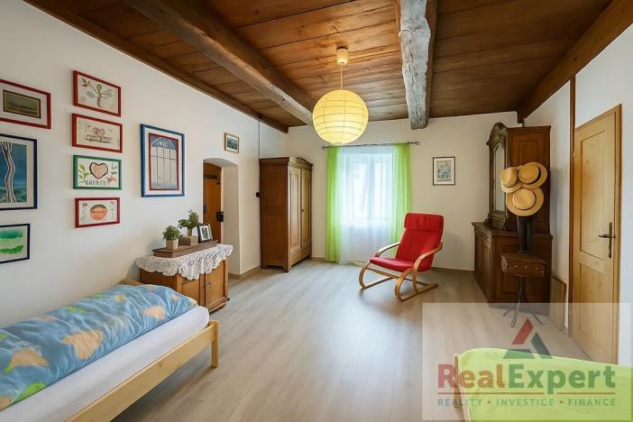 Prodej rodinného domu, Vraný, 250 m2