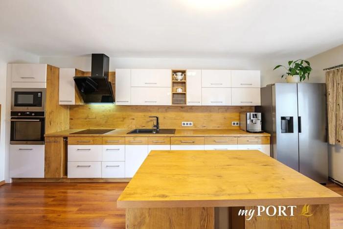 Prodej vícegeneračního domu, Chyše, Žižkovo náměstí, 322 m2