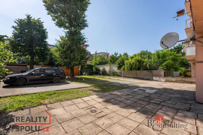 Prodej bytu 3+1, Pardubice - Zelené Předměstí, Sladkovského, 76 m2