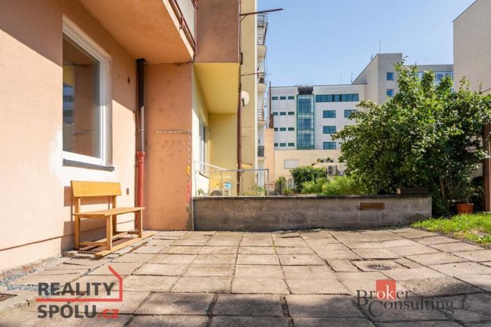 Prodej bytu 3+1, Pardubice - Zelené Předměstí, Sladkovského, 76 m2