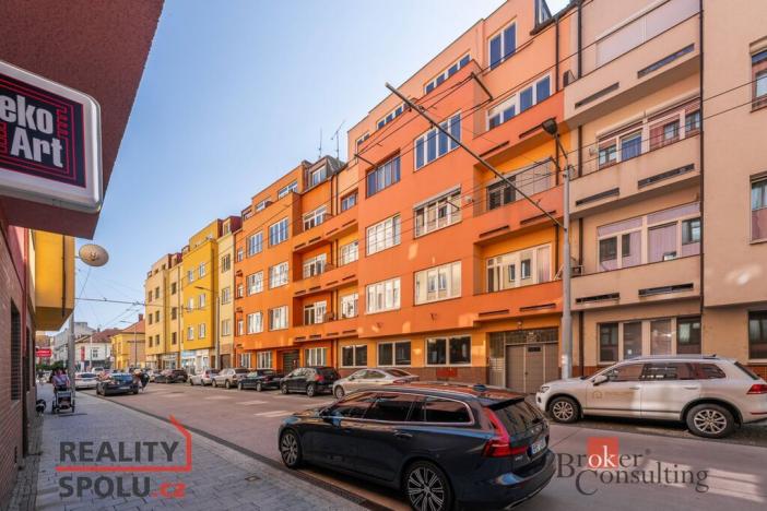 Prodej bytu 3+1, Pardubice - Zelené Předměstí, Sladkovského, 76 m2