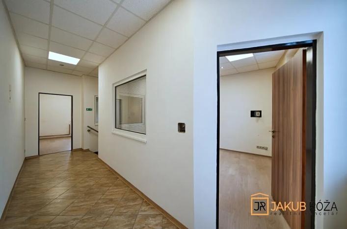 Pronájem kanceláře, Vrchlabí, Na bělidle, 159 m2