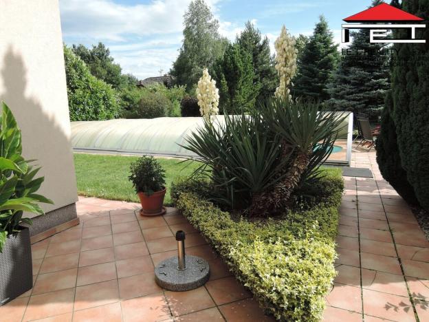 Prodej rodinného domu, Křenice, Silnička, 244 m2